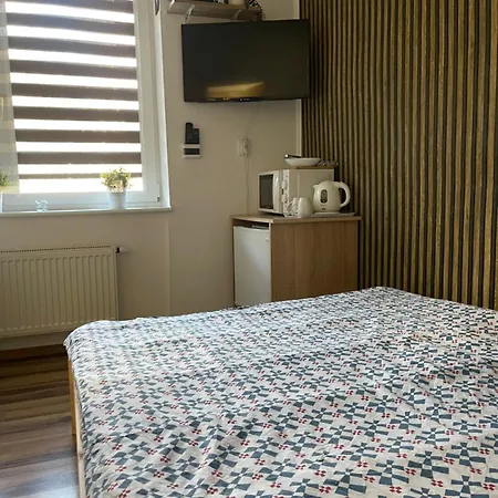 Проживання в сім'ї W Nowosolnej *