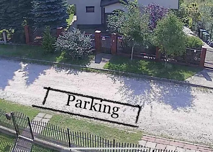 W Nowosolnej Проживання в сім'ї *